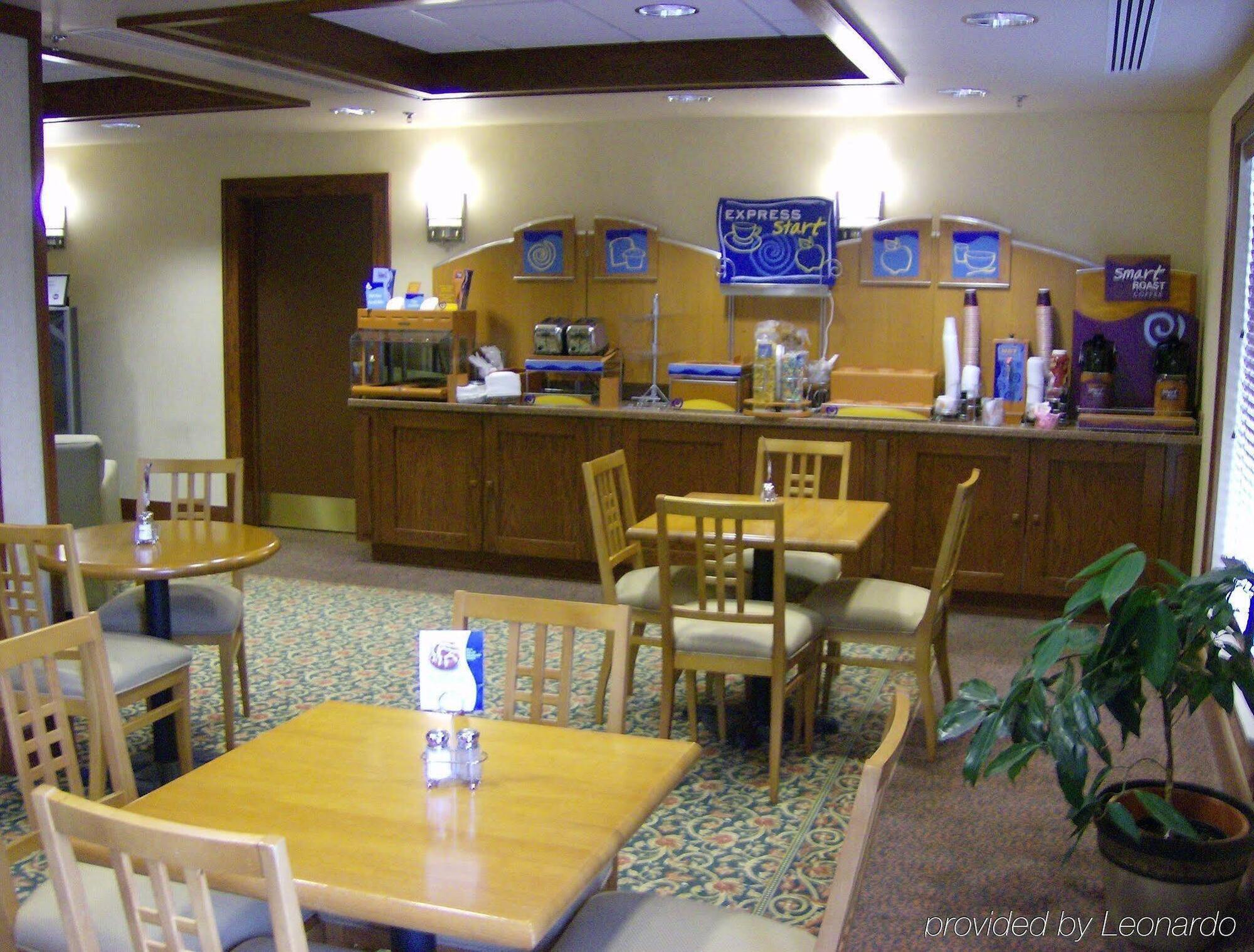 Holiday Inn Express Hotel & Suites Greenville By Ihg Ngoại thất bức ảnh